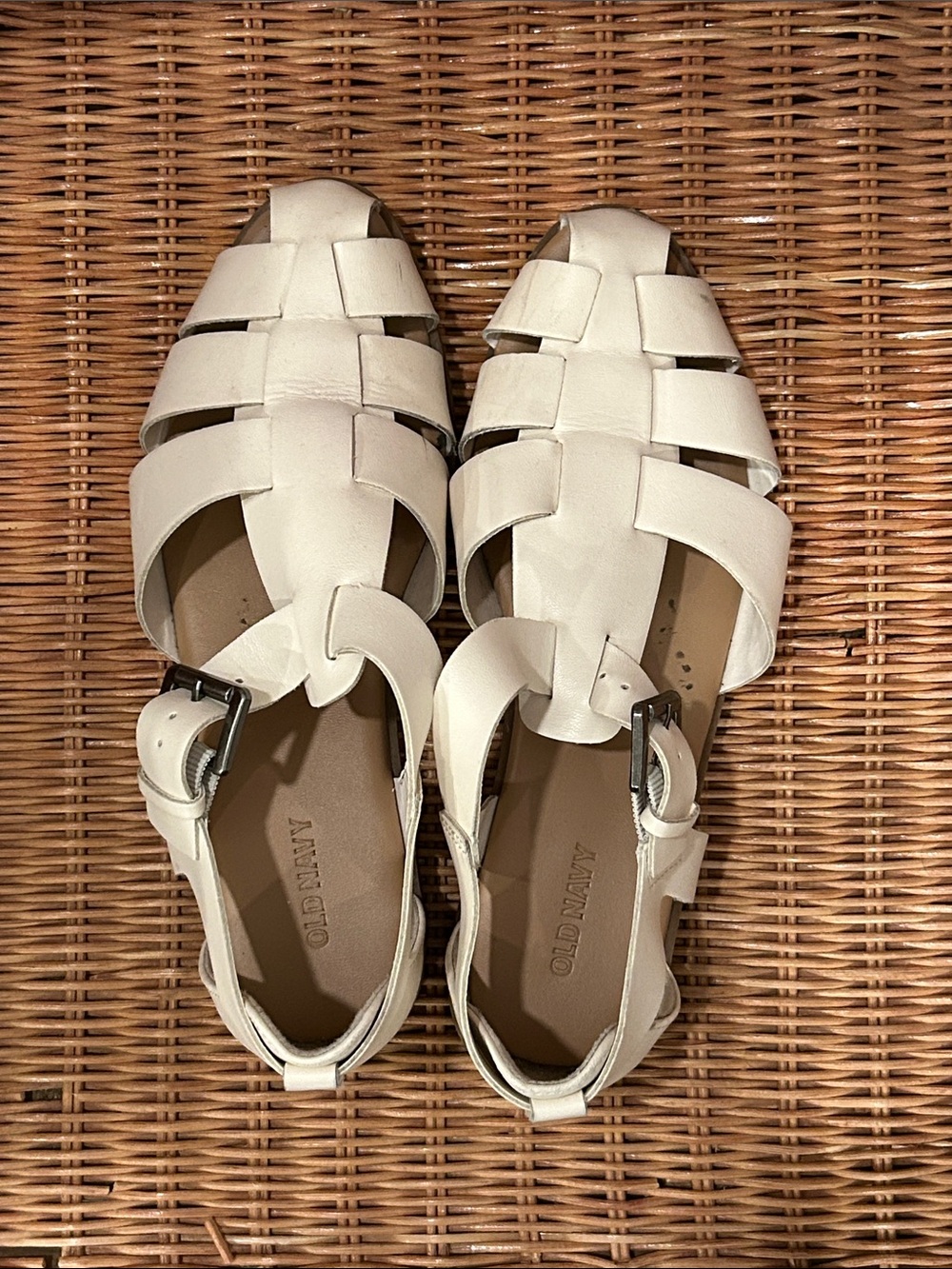 Old Navy Women's Cream Woven Buckle Sandals